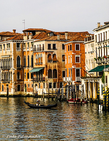IMG_2106- Back canal Venice