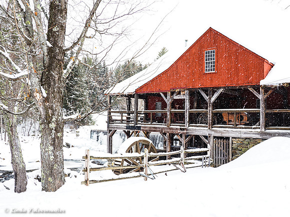 P1220059The Mill IN Weston Vermont Winter Snow Storm