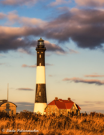 PC190115-Winter Sky At Robert Moses Light